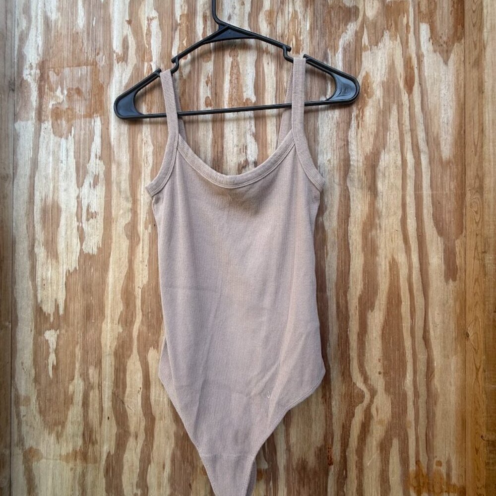 Abercrombie & Fitch Soft Cream Ribbed Bodysuit (M)